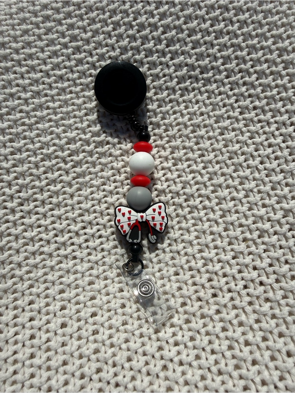 Red White Gray Heart Bow Bead Badge Reel - Unbranded